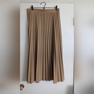 Only Camel Pleated Skirt